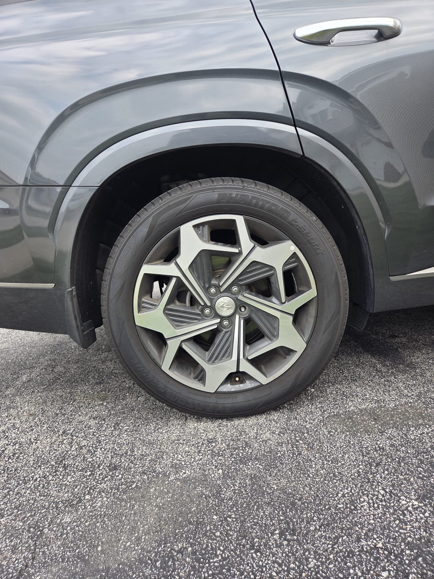 Before tire detail